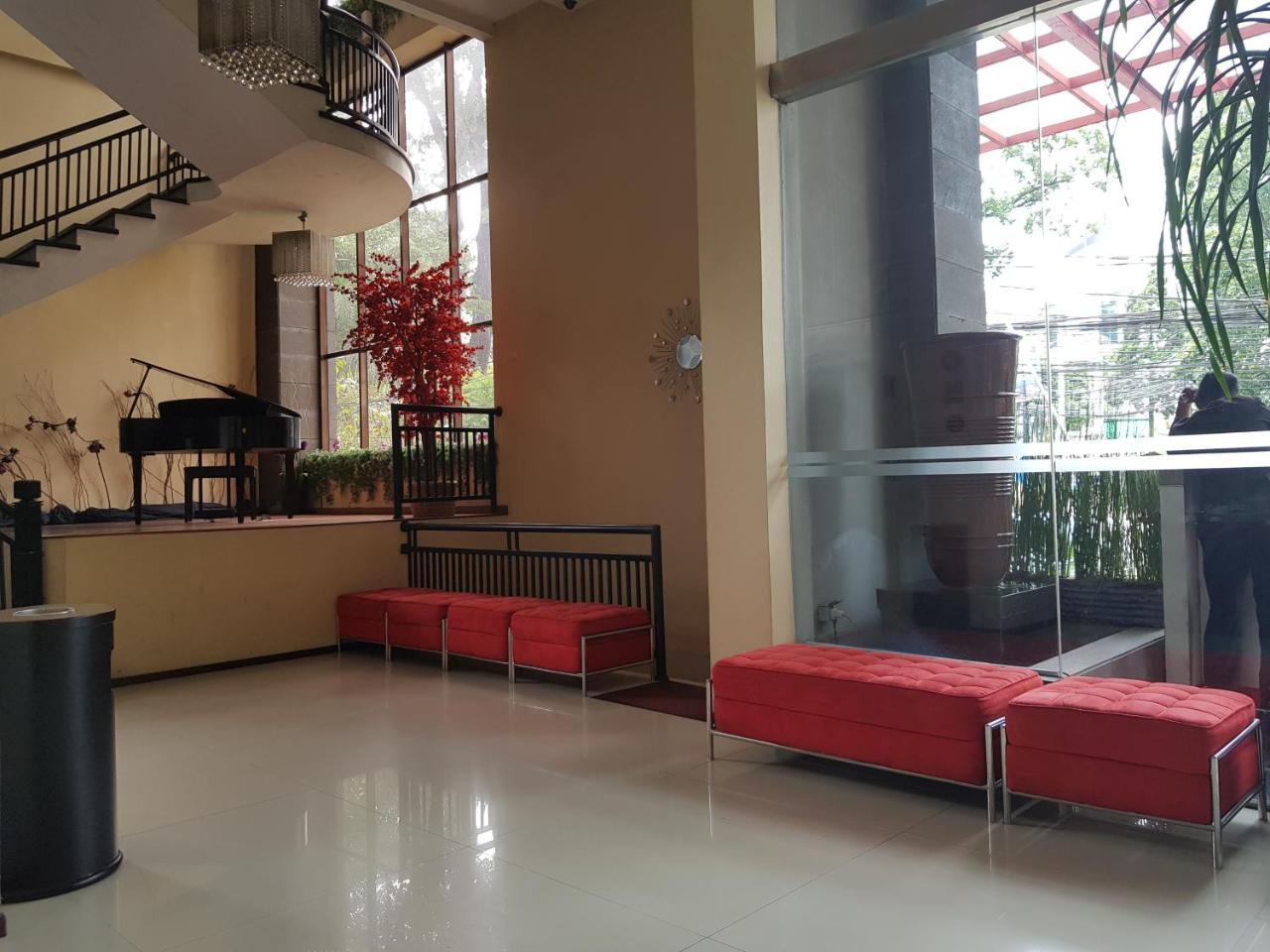 Scarlet Dago Hotel Bandung Dış mekan fotoğraf