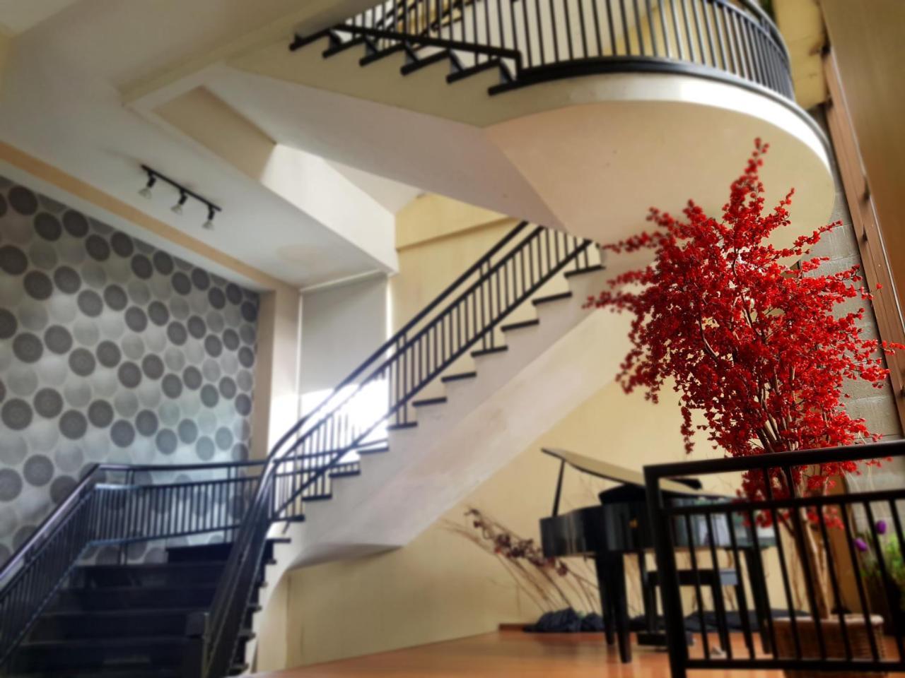 Scarlet Dago Hotel Bandung Dış mekan fotoğraf