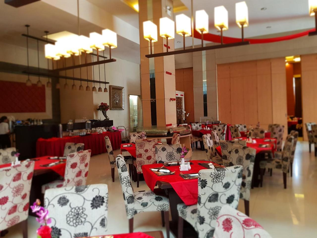 Scarlet Dago Hotel Bandung Dış mekan fotoğraf