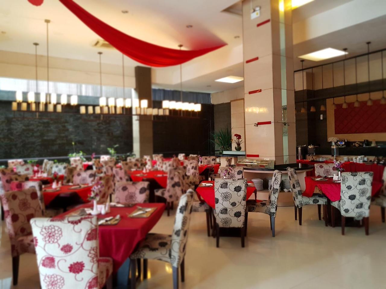 Scarlet Dago Hotel Bandung Dış mekan fotoğraf