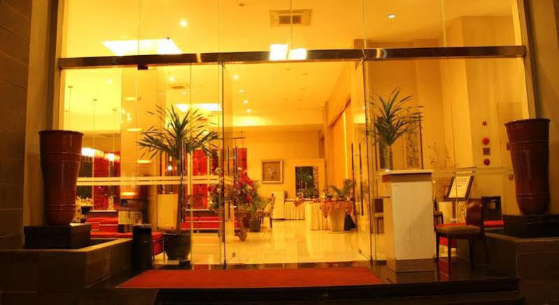 Scarlet Dago Hotel Bandung Dış mekan fotoğraf